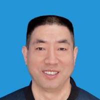汪定穩(wěn)，黨支部文體委員、副校長